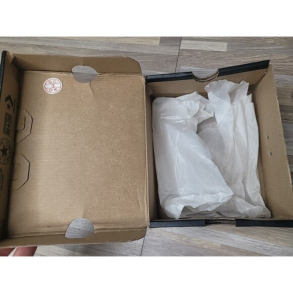 Converse Chuck‎ Taylor Purple Cactu & Pink Baby Shoes Size 2 w/ Box NEW - Picture 4 of 13